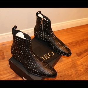 ORO MILAN STUDDED ZIPUP BOOT